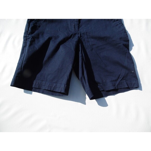 Crown & Ivy Ashley Navy Bermuda Pull On Shorts Size 2 - Picture 2 of 5